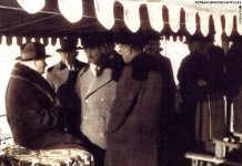 Mustafa Kemal Atatürk Söğütlü Yatı'nda İsmet İnönü ve Fethi Okyar'la birlikte, İstanbul. (22.0...jpg