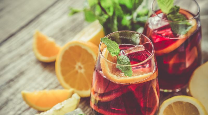 Bütün Püf Noktalarıyla Evde Sangria Yapımı